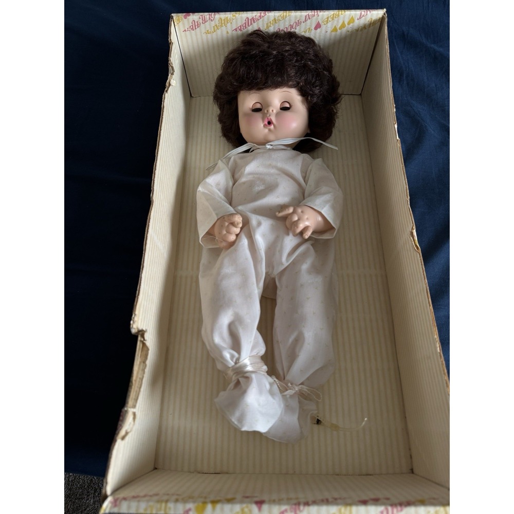 Vintage Effanbee Baby Doll 18" 5655 Brunette